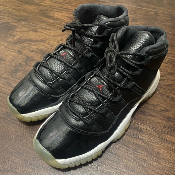 Air Jordan 11 Retro 72-10 Black Bred basketball size 7 womens shoes high - Picture 2 of 7